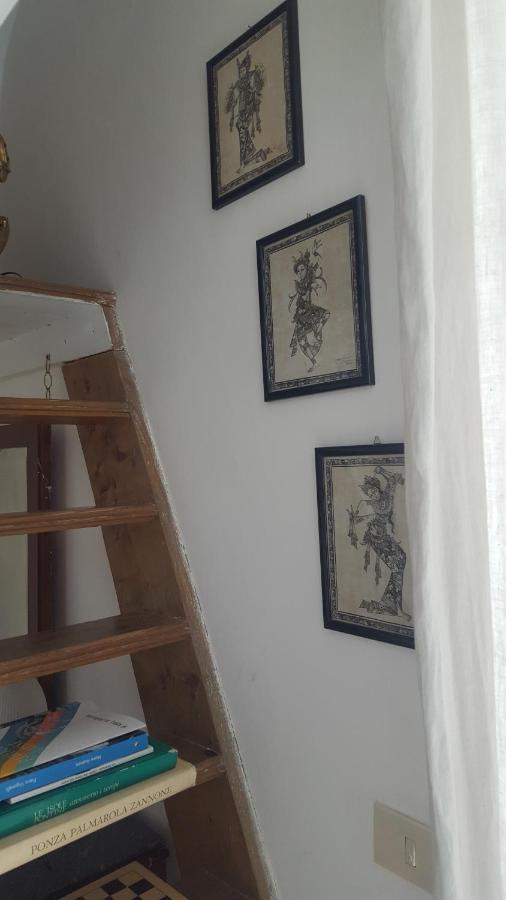 La Casa Sugli Archi Hotell Ponza Eksteriør bilde
