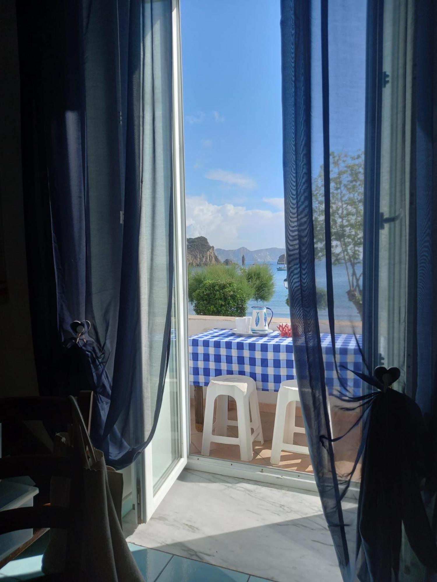 La Casa Sugli Archi Hotell Ponza Eksteriør bilde